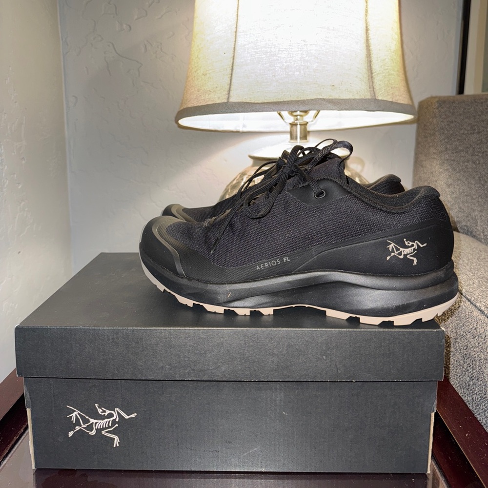 arc'teryx aerios fl w nwt